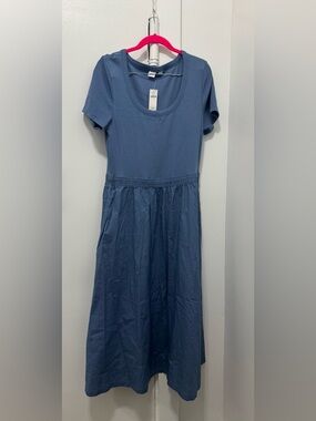 GAP SCOOPNECK MIDI DRESS